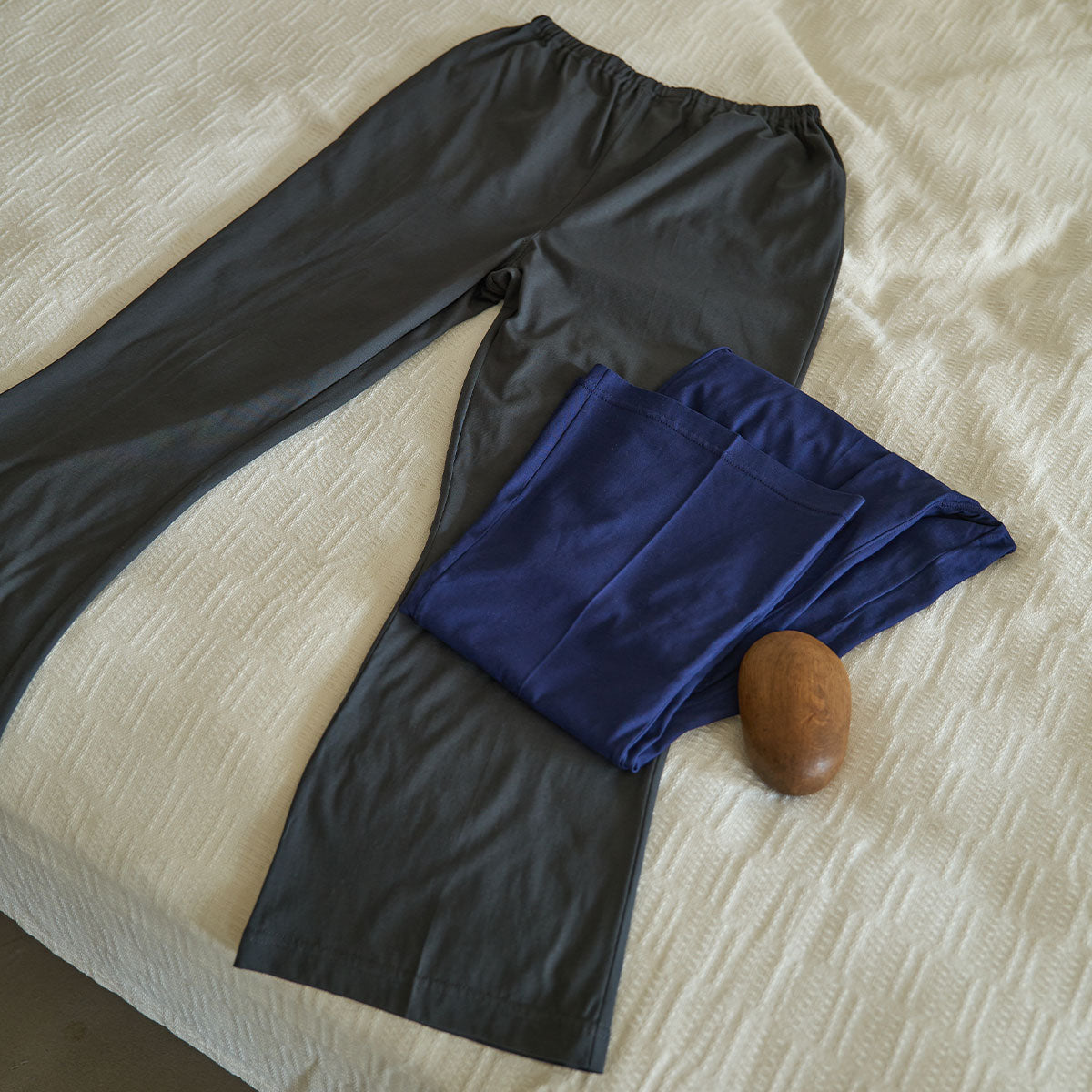 アサメリー フレアパンツ