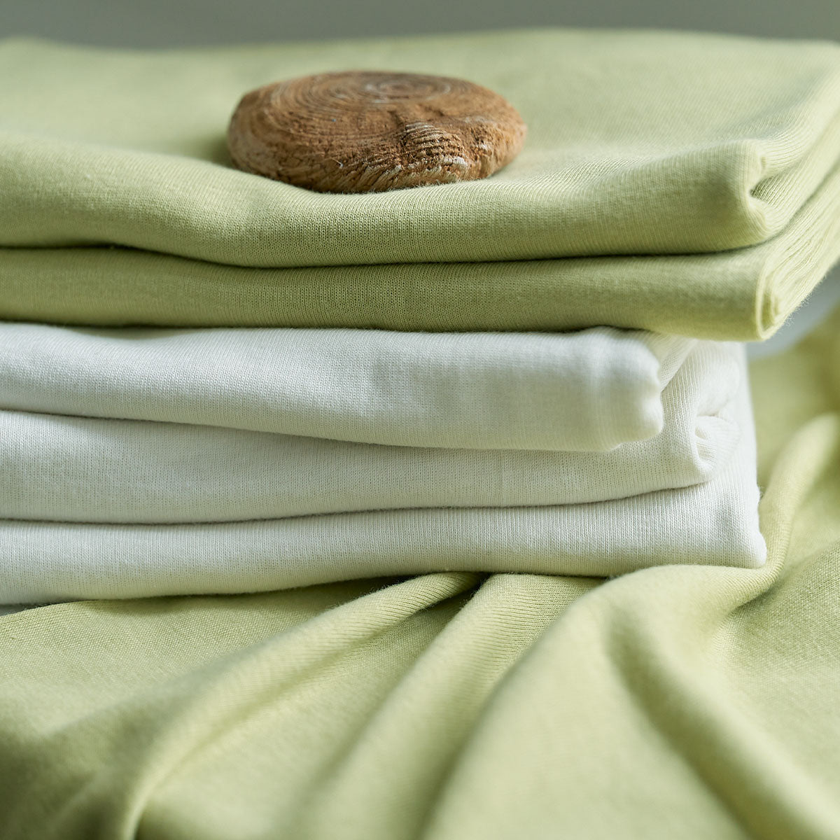 フードテキスタイル タートルネック